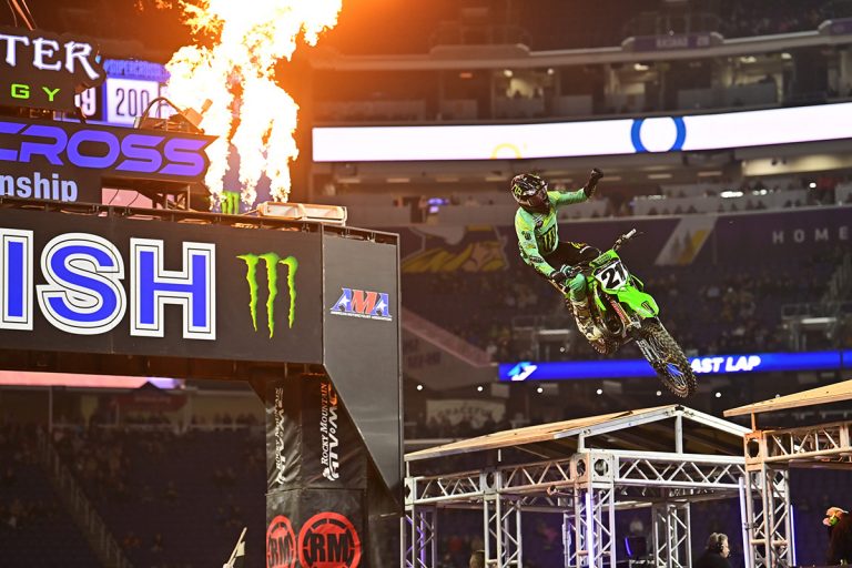 7ª etapa do AMA Supercross, resultados e vídeos completos das baterias
