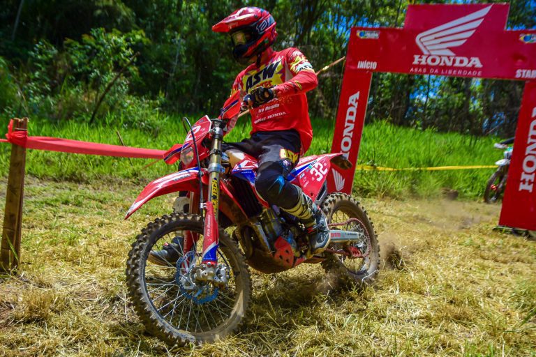 Brasileiro de Enduro dá largada para a temporada 2022 em Santa Catarina